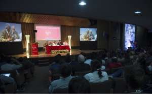El acto se llev&oacute; a cabo en la Sala Demetrio Aguilera Malta de la Casa de la Cultura  (norte de Quito). Foto: Fernando Sandoval / EL TEL&Eacute;GRAFO 