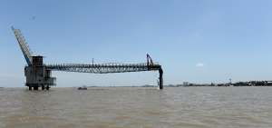 La reconstrucci&oacute;n del puente hacia la isla Santay se financiar&aacute; con aseguradoras