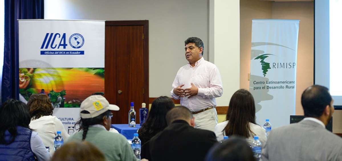 Rimisp, con el apoyo de otras organizaciones particulares, llevar&aacute; a cabo un programa de apoyo a emprendimientos de j&oacute;venes rurales del pa&iacute;s.