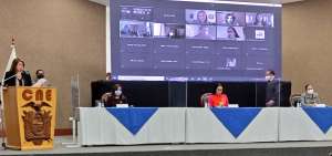 Candidatas se preparan en liderazgos y en derechos pol&iacute;ticos