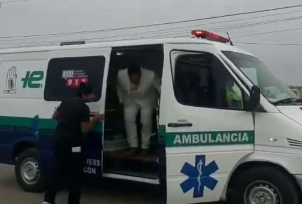IESS sancionará a funcionarios por mal uso de ambulancia en Santa Elena