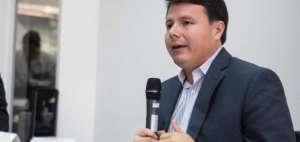 El ministro saliente, Daniel Ortega. 