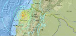 R&eacute;plicas provocaron deslizamiento de tierras en Atacames