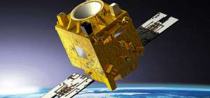 &rarr;El dispositivo realiza pruebas en el espacio exterior de la ca&iacute;da libre de objetos para lograr una precisi&oacute;n 100 veces mayor que la obtenida en la Tierra.