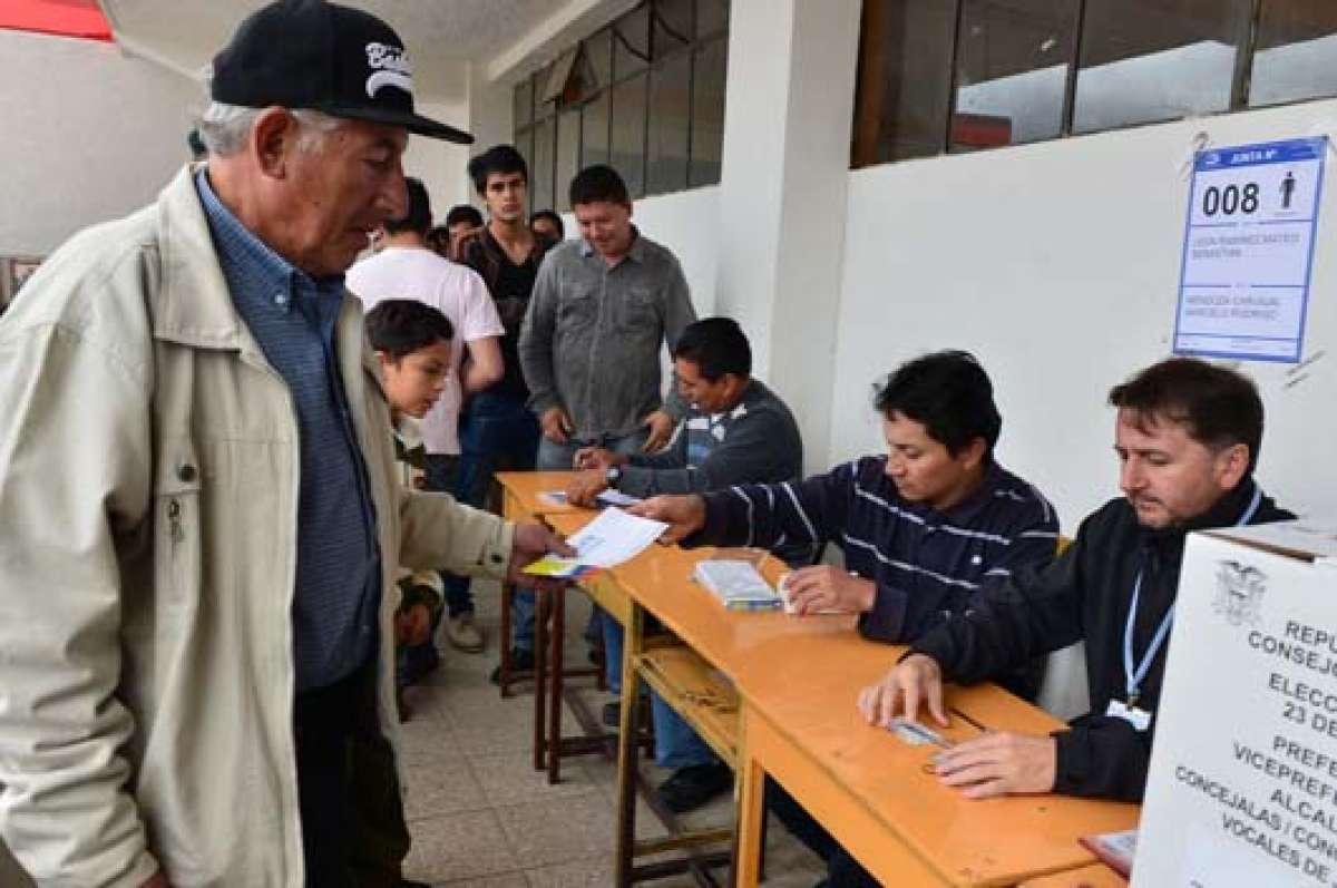  En los comicios del 23 de febrero hubo problemas en doce parroquias. En general, la jornada se desarroll&oacute; con pocos contratiempos.