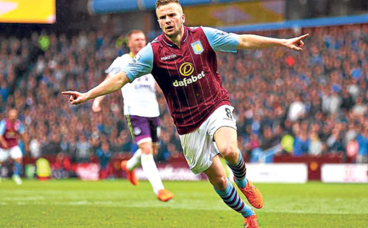 Tom Cleverley marc&oacute; el &uacute;nico gol del partido a los 31 minutos de la primera mitad y le permiti&oacute; a su equipo sumar 38 puntos. Foto: AFP