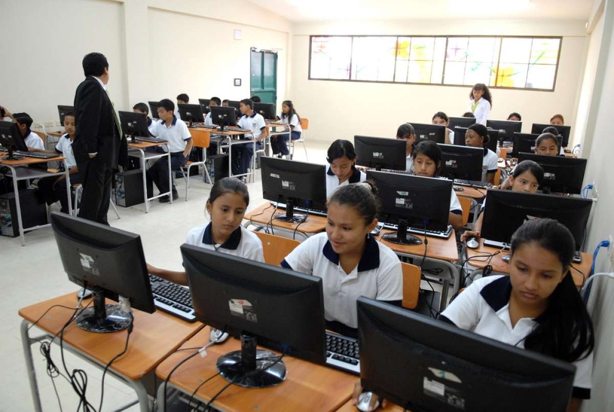 No hay suspensi&oacute;n de clases en el r&eacute;gimen Costa 