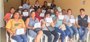 Talleres capacitan en higiene y manipulaci&oacute;n de alimentos