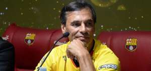 El entrenador argentino, Fabi&aacute;n Bustos, fue presentado como DT de Barcelona el 16 de diciembre. Logr&oacute; el primer t&iacute;tulo nacional para Delf&iacute;n.