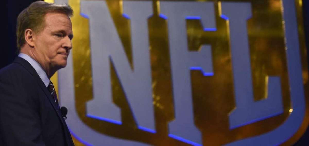 Hacker piratea cuenta de la NFL y anuncia la muerte de su presidente