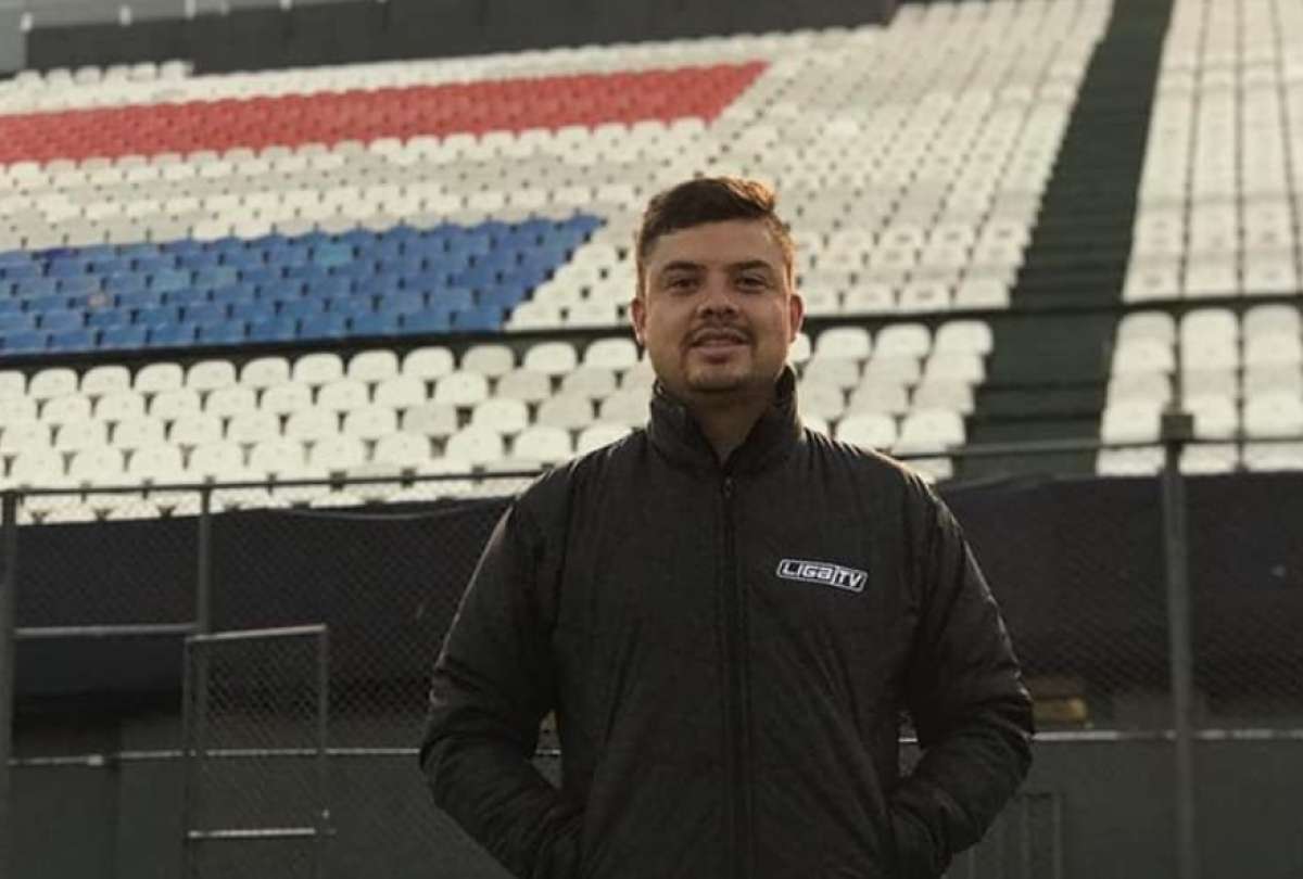 El periodista Felipe Gómez del Hierro falleció a sus 39 años en Quito.