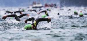 Cancelan prueba de nado de un triatl&oacute;n en Alemania por algas t&oacute;xicas