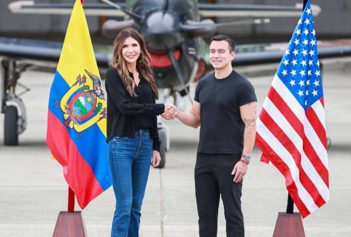 Estados Unidos y Ecuador activan operaciones conjuntas en base a&eacute;rea de Manta