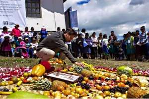 El ministro de Cultura, Guillaume Long, particip&oacute; en los actos de conmemoraci&oacute;n. Foto: Ministerio de Cultura