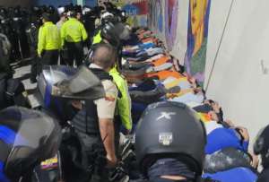 Policía retomó el control de la cárcel del Inca