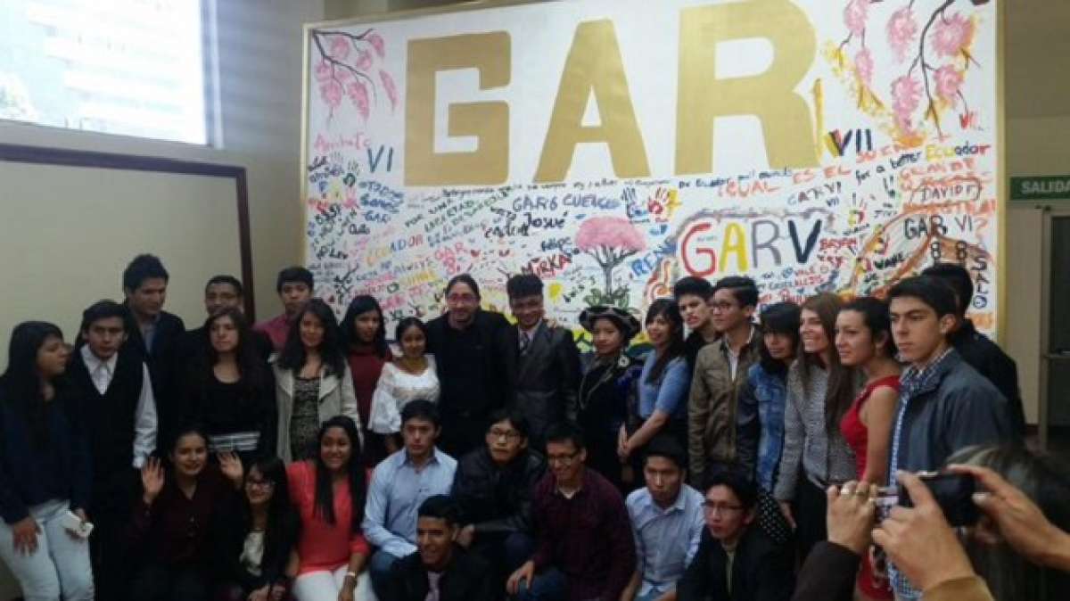 La novena promoci&oacute;n de GAR recibi&oacute; hoy un homenaje. Foto: Tomada del twitter de Senescyt.