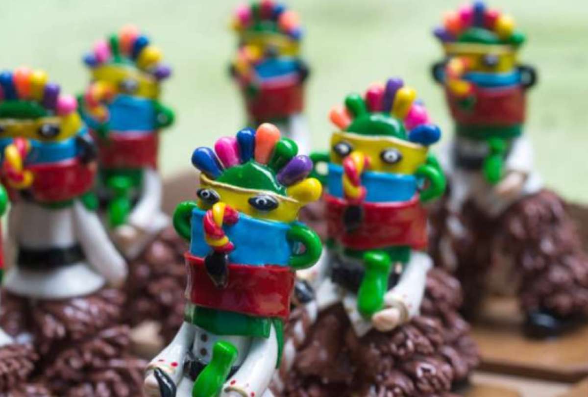 Los artesanos de mazap&aacute;n se reactivan en un Centro Comercial de Quito