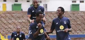 El volante imbabure&ntilde;o Romario Ibarra (izq.) lleva 28 partidos disputados en el Campeonato Ecuatoriano de F&uacute;tbol 2017 y cinco anotaciones.  