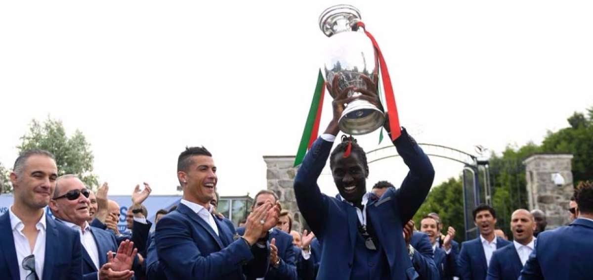 Recibimiento de selecci&oacute;n portuguesa en im&aacute;genes