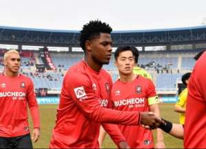 El &lsquo;Bucheon&rsquo; de Marlon De Jes&uacute;s cay&oacute; en casa