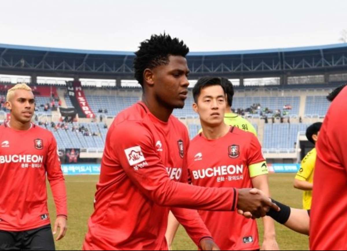 El &lsquo;Bucheon&rsquo; de Marlon De Jes&uacute;s cay&oacute; en casa