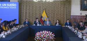 El presidente Moreno convers&oacute; con los prefectos electos y asegur&oacute; que estas reuniones se har&aacute;n frecuentemente.