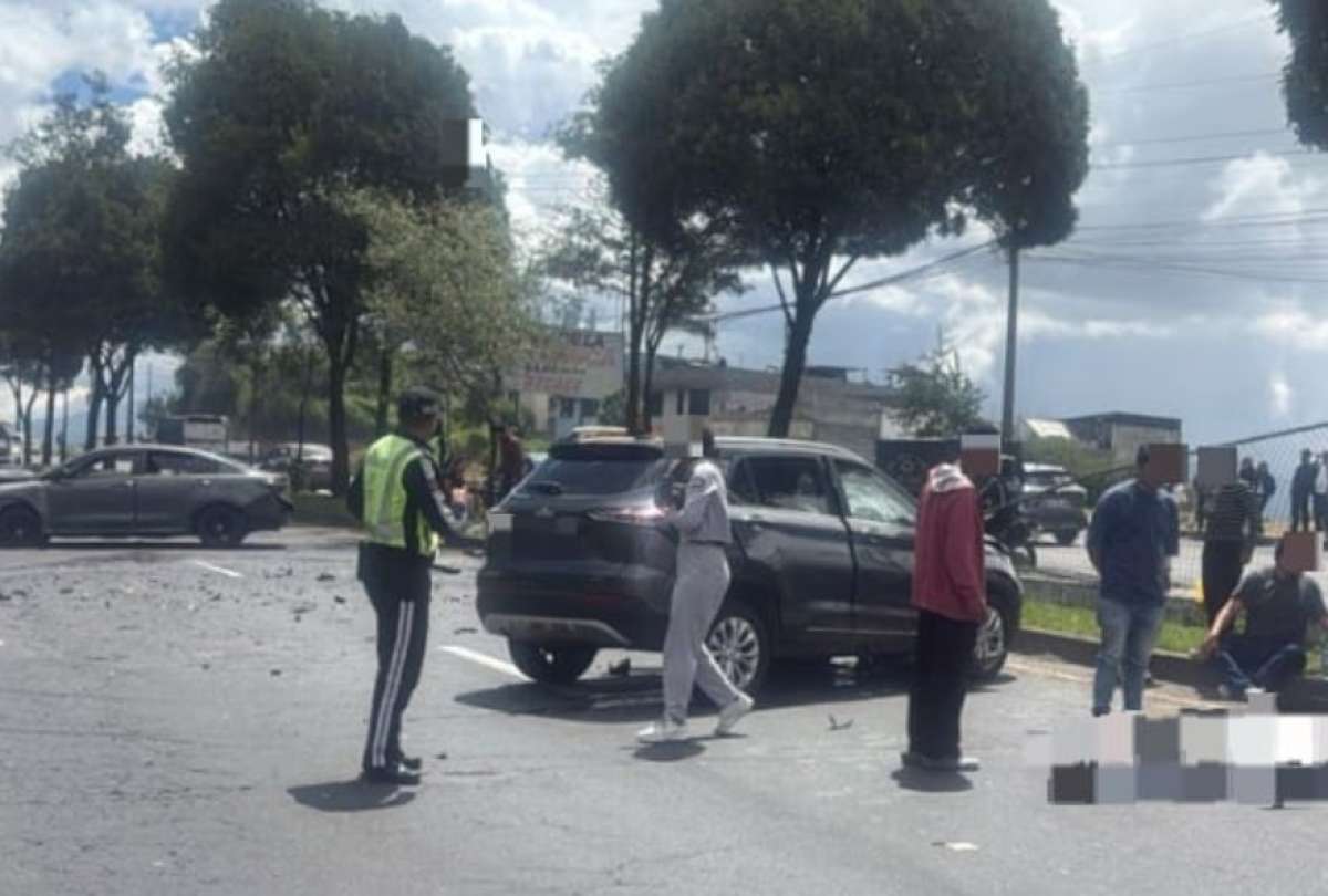 Seis personas heridas tras siniestro vial en la Sim&oacute;n Bol&iacute;var