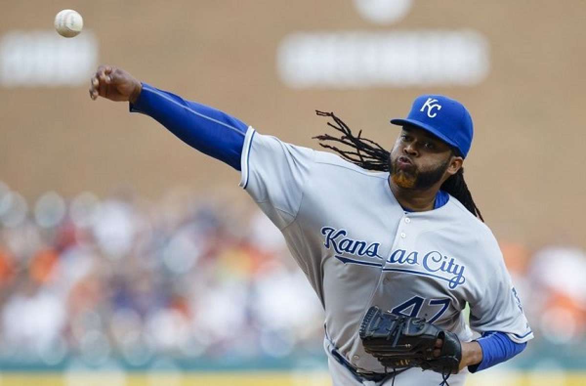 Cueto camin&oacute; la ruta completa con una carrera y dos imparables.