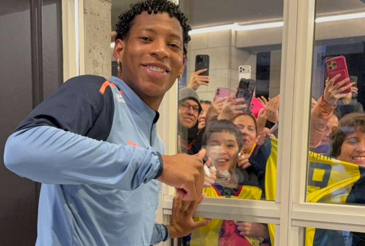 Gonzalo Plata ya está con la selección