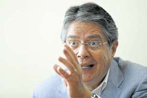 &iquest;Una consulta para que el d&oacute;lar sea la moneda nacional? &ldquo;As&iacute; deber&iacute;a ser&rdquo; 