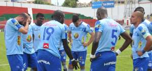 Los jugadores del Macar&aacute; dominaron las acciones del partido.