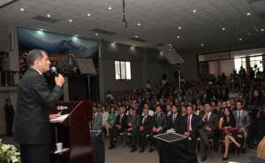 Las declaraciones del Mandatario se dieron en el marco de la sesi&oacute;n solemne por los 194 a&ntilde;os de independencia de Loja. Foto: Presidencia 