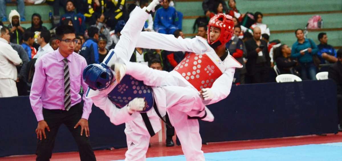 En el Polideportivo Totoracocha de Cuenca se llev&oacute; a cabo el taekwondo juvenil de los Juegos Nacionales 2016.