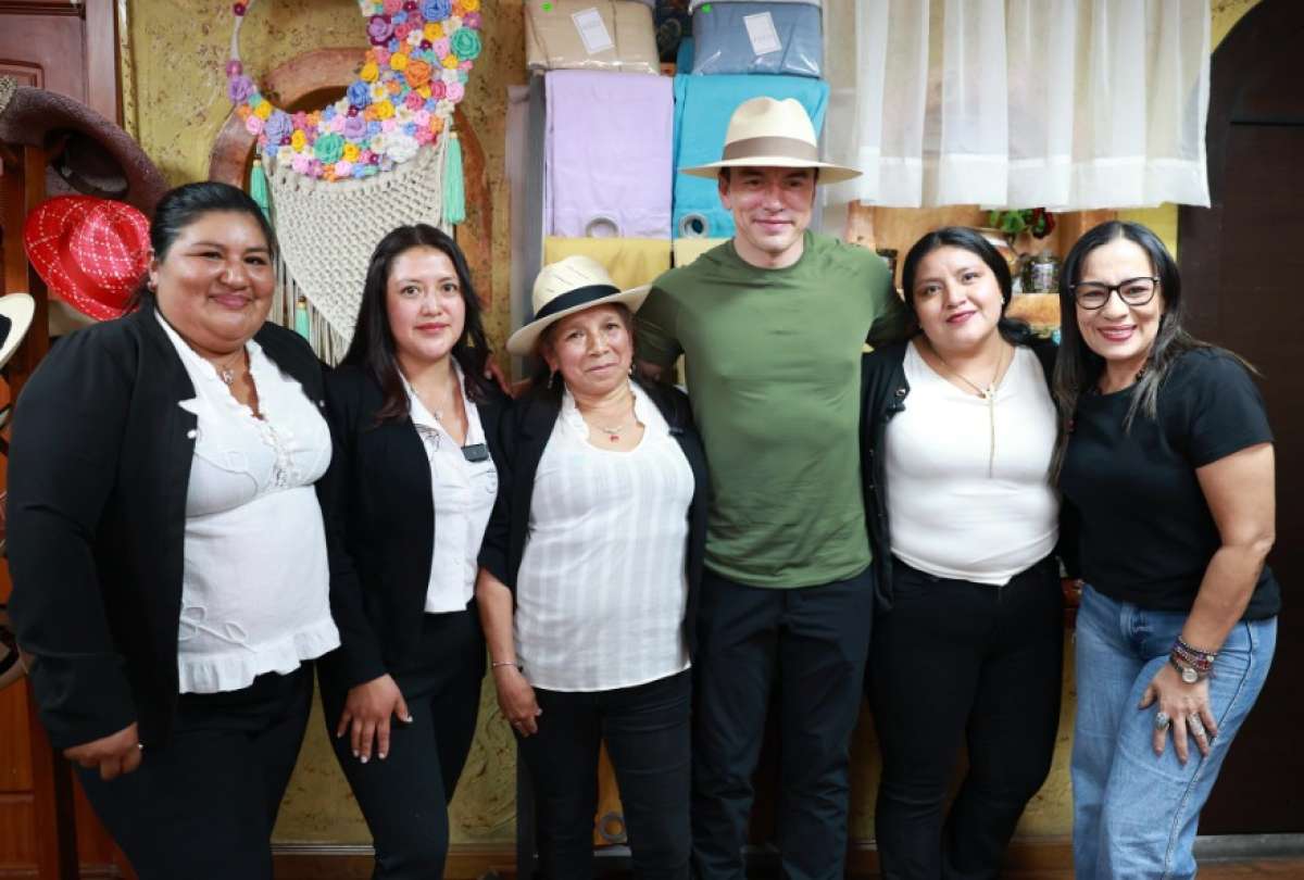 Mujeres emprendedoras de Cuenca fortalecen sus negocios con apoyo del Cr&eacute;dito de Desarrollo Humano