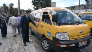 Revise seguridades antes de contratar un bus escolar (Video)