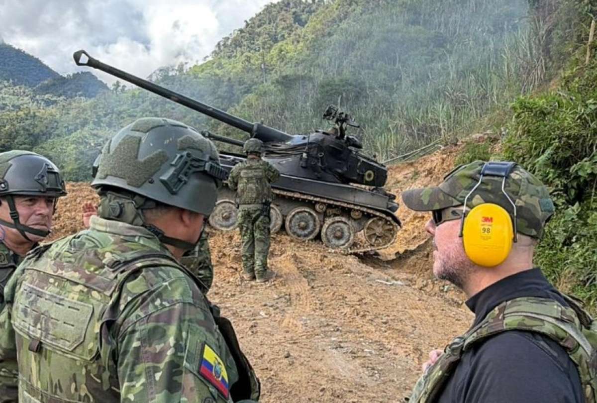 Fuerzas Armadas inhabilitan 70 bocaminas ilegales en la frontera norte