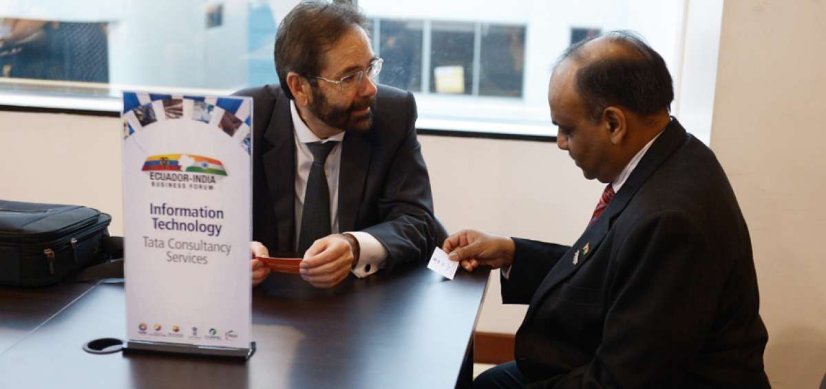 Los empresarios ofertaron sus productos luego de la presentaci&oacute;n general de ambos pa&iacute;ses.