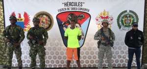 Juan Gabriel Arizala es integrante del grupo residual Oliver Sinisterra, que lidera "Guacho".