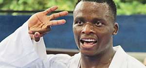 Franklin Mina compite en la categor&iacute;a +80 kilogramos.