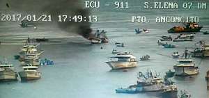 Un barco se incendi&oacute; en Anconcito
