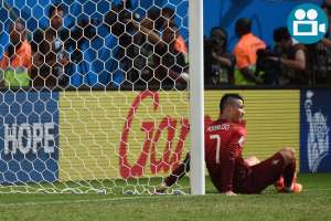 Cristiano Ronaldo tuvo varias opciones claras de gol, pero solo concret&oacute; una. Foto: AFP