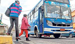 El s&aacute;bado pasado, el Concejo Metropolitano aprob&oacute;, con 12 votos a favor y 9 en contra, el acuerdo entre los transportistas p&uacute;blicos con el Municipio. Foto: Archivo / El Tel&eacute;grafo