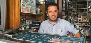 Celso Benigno Palacio Riofr&iacute;o se dedica a la venta de monedas extranjeras y locales desde hace tres a&ntilde;os.    