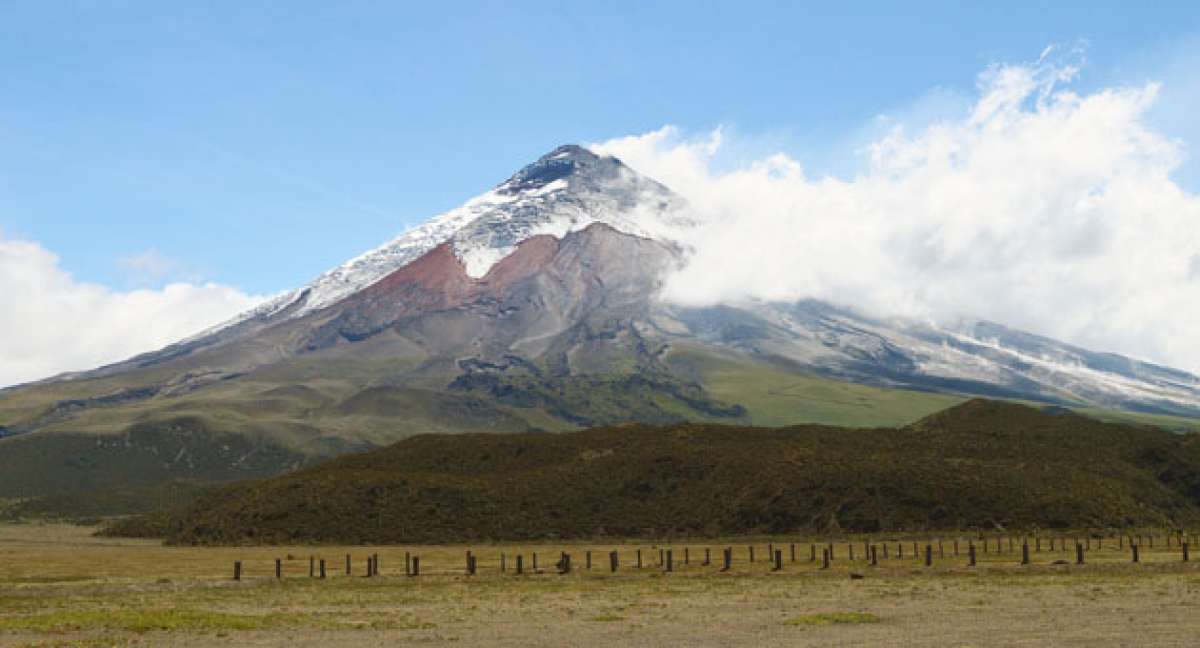 En los alrededores de la laguna de Limpiopungo se pueden obtener fotograf&iacute;as como la que se presenta aqu&iacute;, en un d&iacute;a despejado y soleado. Foto: Silvia Osorio / El Tel&eacute;grafo