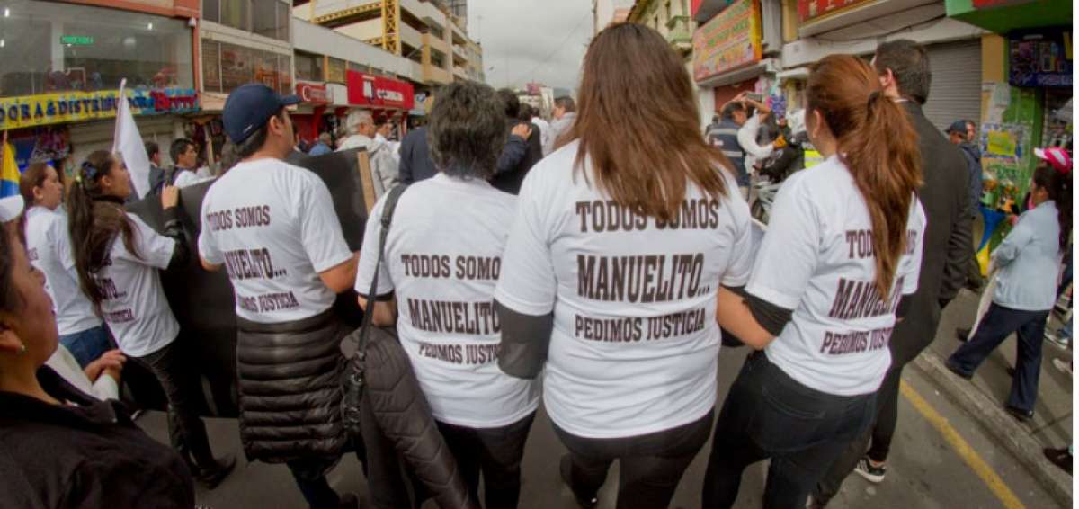 El asesinato del taxista Manuel Alarc&oacute;n caus&oacute; indignaci&oacute;n y se realizaron marchas para exigir justicia. 
