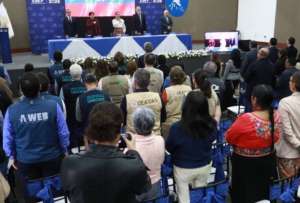 CNE inaugura el voto en el exterior para la segunda vuelta electoral en el país
