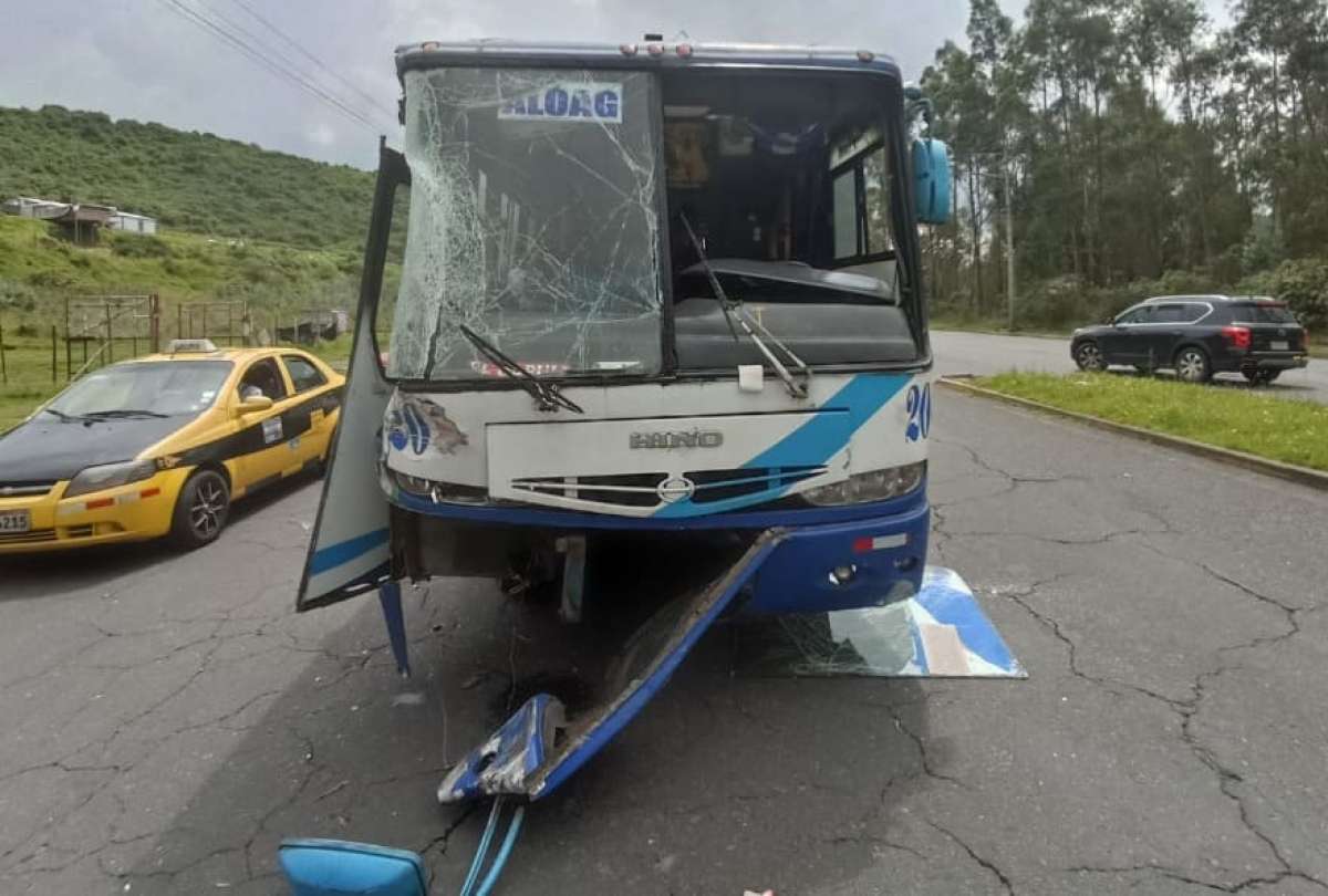 Siniestro de tránsito en Tambillo deja una persona herida