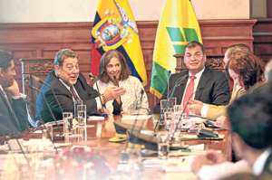 En el Sal&oacute;n Amarillo del Palacio de Carondelet, el primer mandatario Rafael Correa ofreci&oacute; un discurso en honor al primer ministro del pa&iacute;s caribe&ntilde;o. Foto: Santiago Aguirre / El tel&eacute;grafo