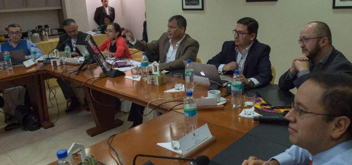 Bajo la direcci&oacute;n del presidente Rafael Correa, ayer se realiz&oacute; el taller sobre pol&iacute;tica laboral, servicio p&uacute;blico, seguridad social, empleo y trabajo.