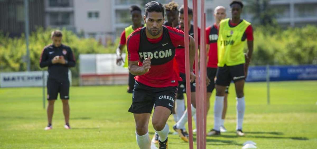 M&oacute;naco y PSG disputan la Supercopa francesa pensando en Neymar y Mbapp&eacute;